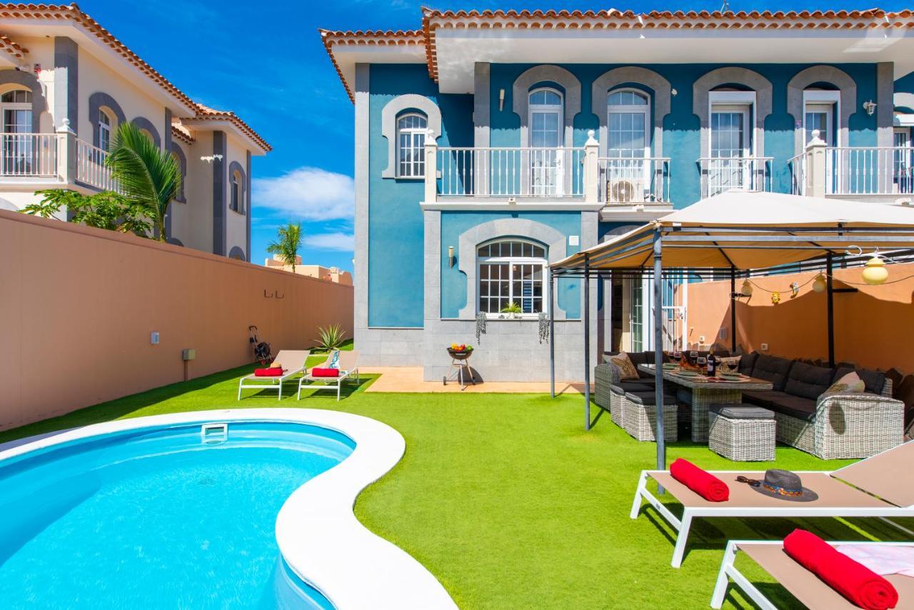 Melyna Costa Adeje (Tenerife)