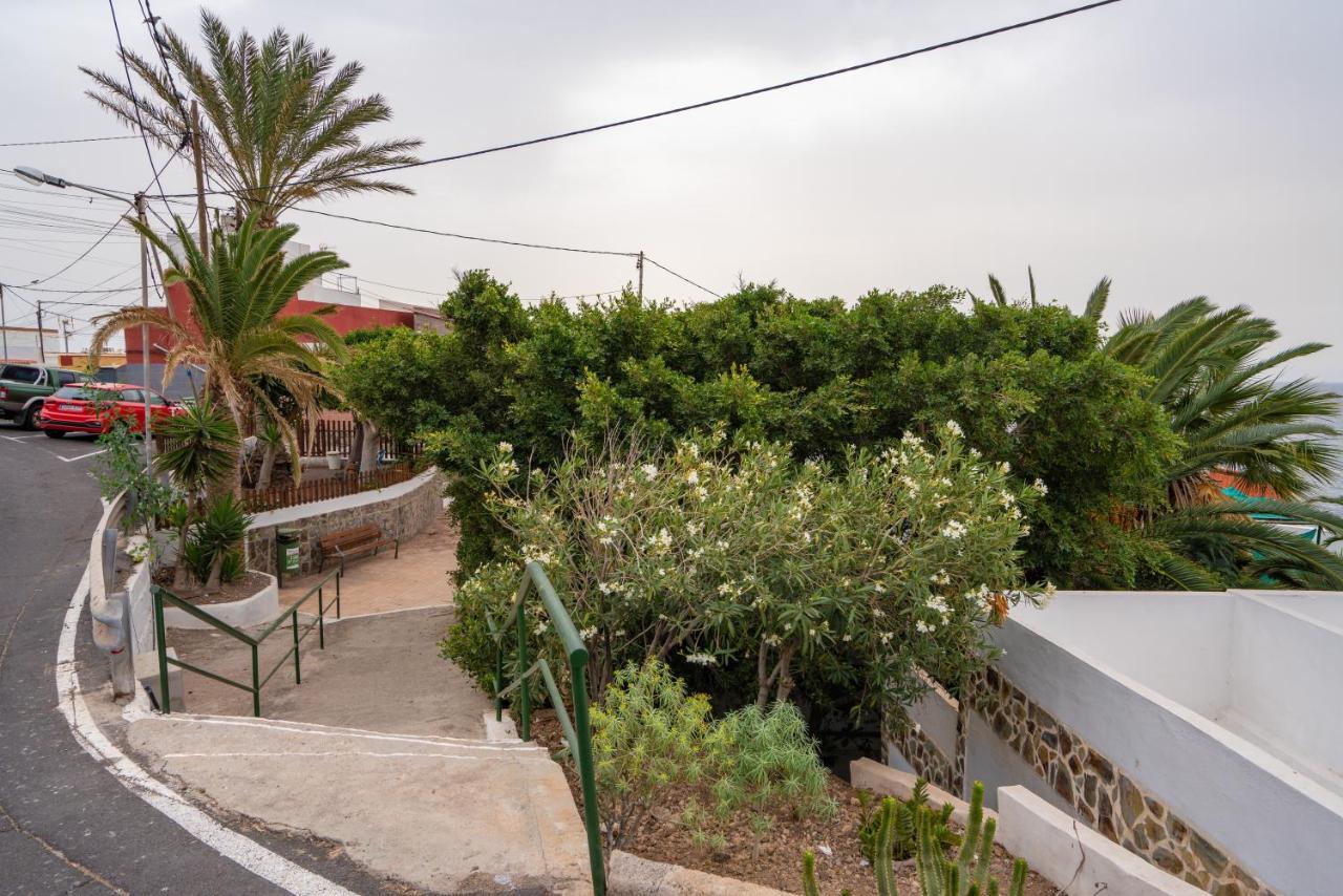 Apartment Romantic Cave With Big Terrace Overlooking The Sea Santa Cruz de Tenerife