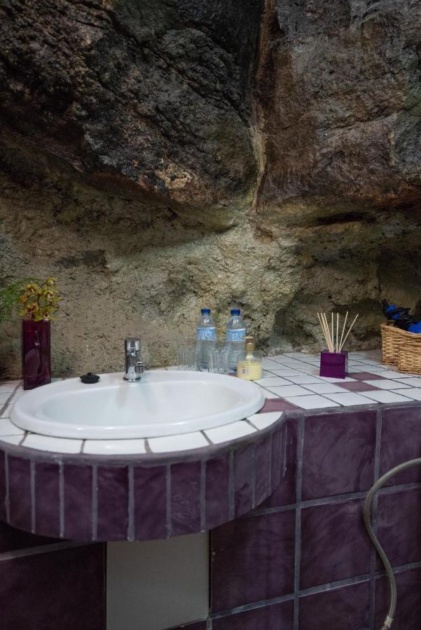 Apartment Romantic Cave With Big Terrace Overlooking The Sea