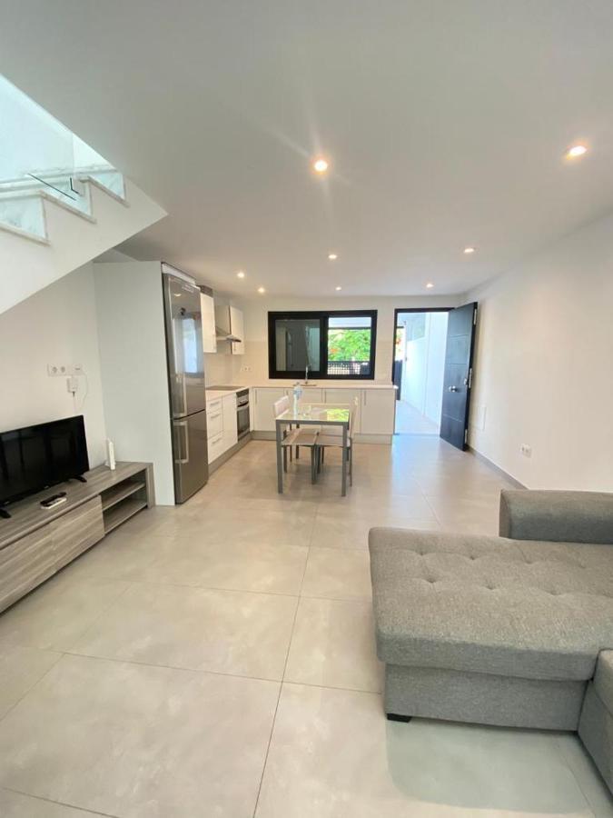 Holiday home Modern Loft Costa Adeje Free Wifi *