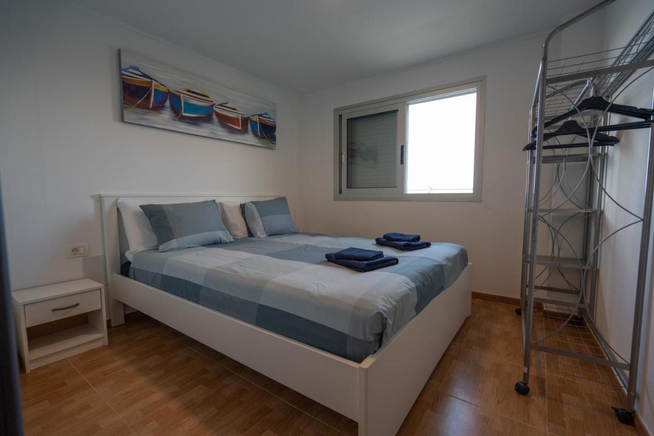Frontline: 2 Bedrooms, Incredible Views With Large Terrace