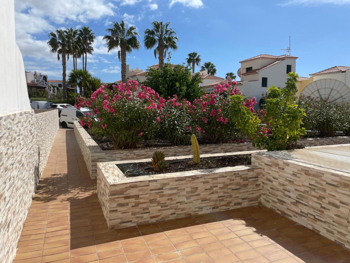 The Palms 2 Bed Duplex With Pool View * San Miguel de Abona