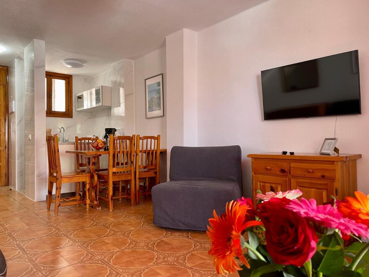 Apartment Sunny 2-bedroom In Parque Santiago Ii