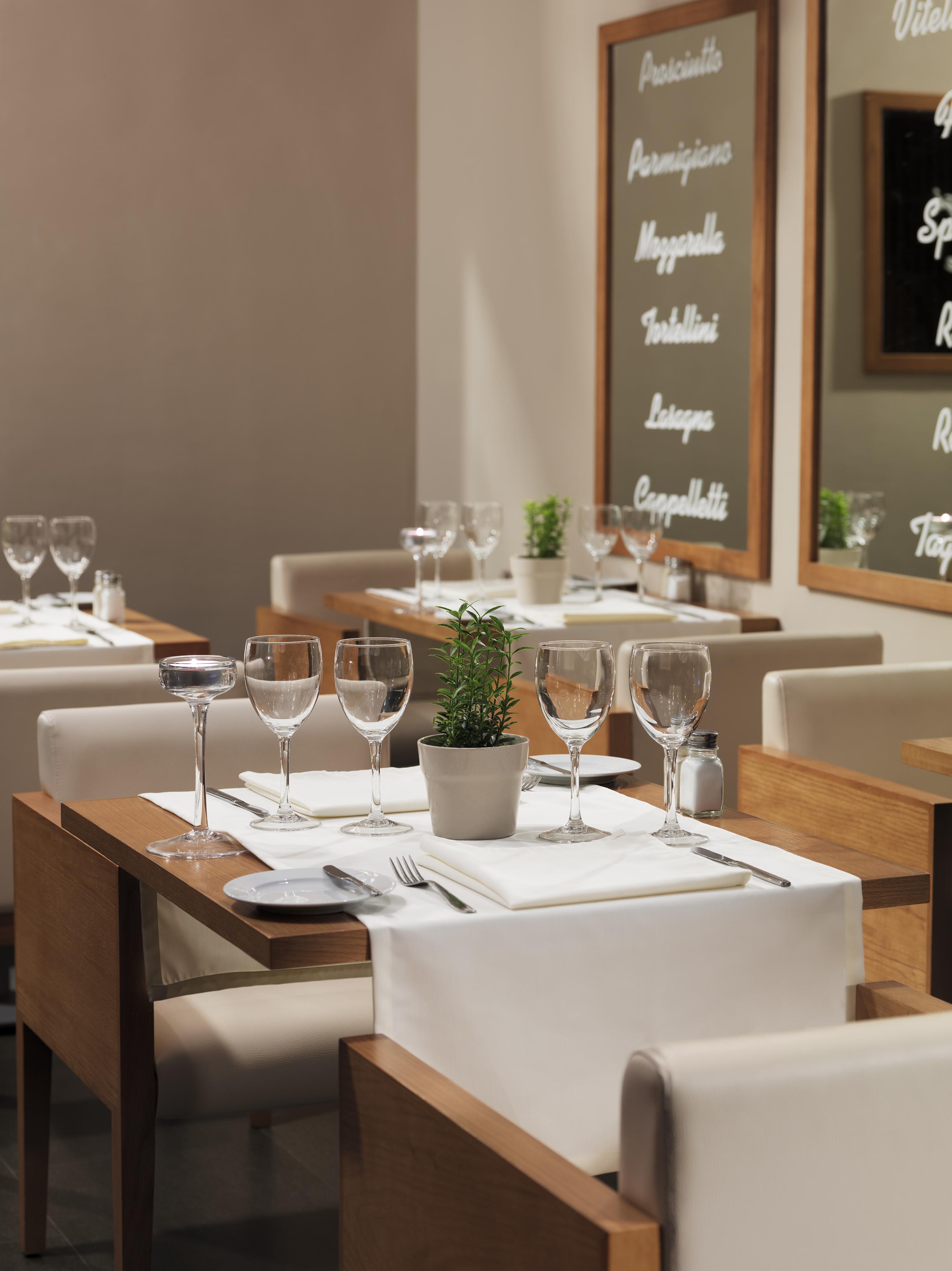 Hotel H10 Palmeras 4*