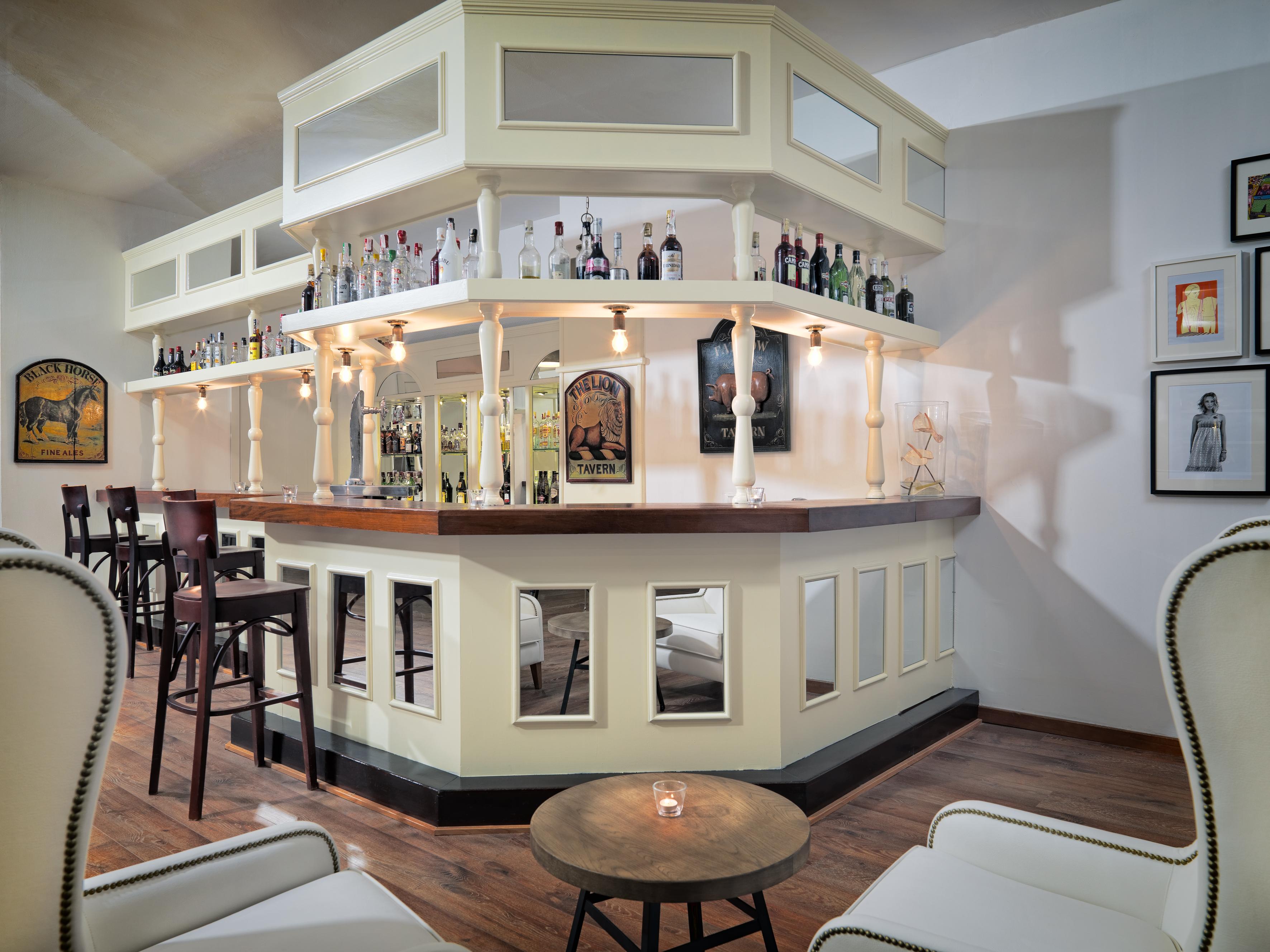 Hotel H10 Palmeras 4*