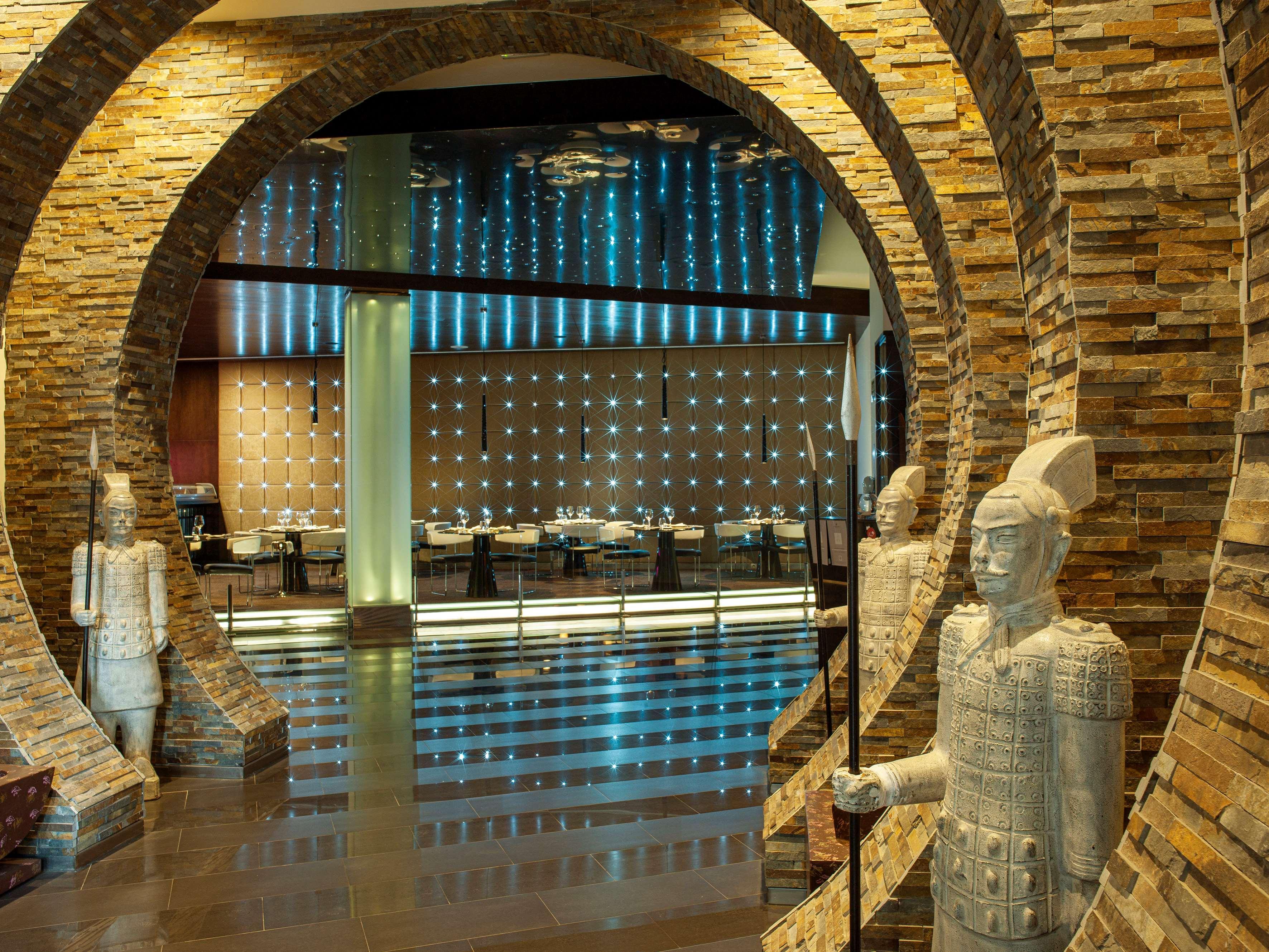 Gran Melia Palacio De Isora & Alcalá la Real
