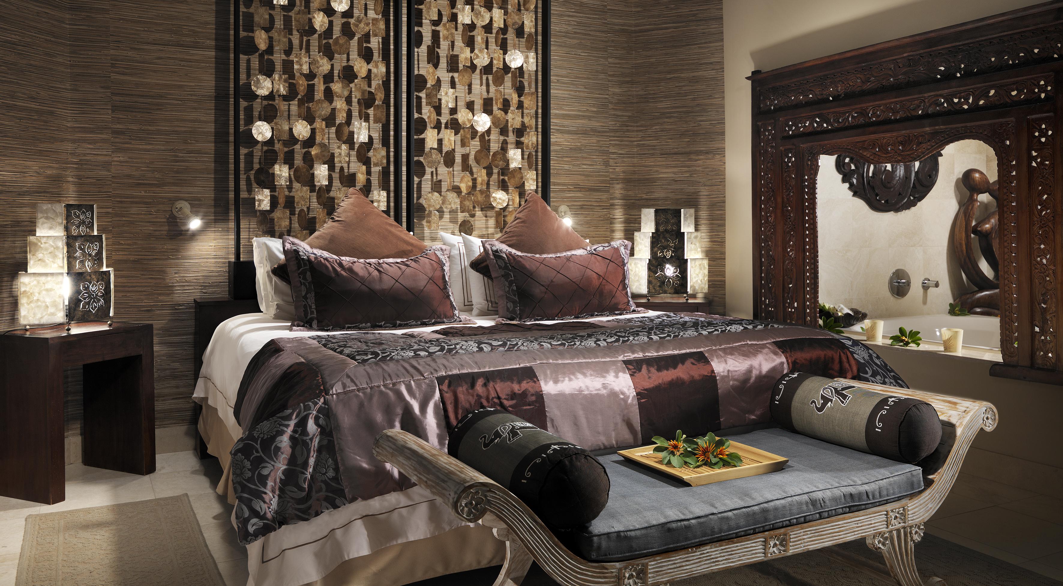 Royal Garden Villas, Luxury Hotel