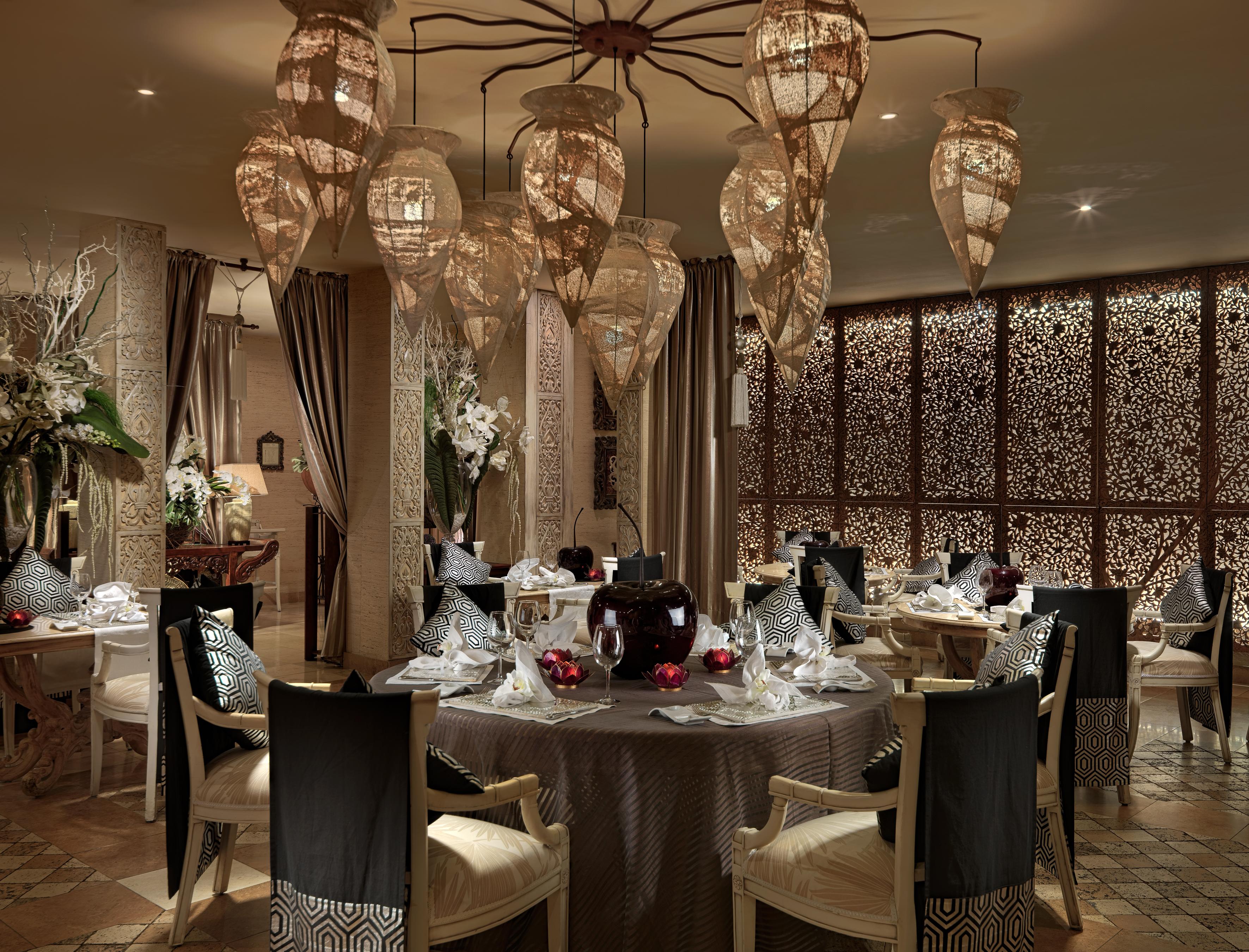 Royal Garden Villas, Luxury Hotel
