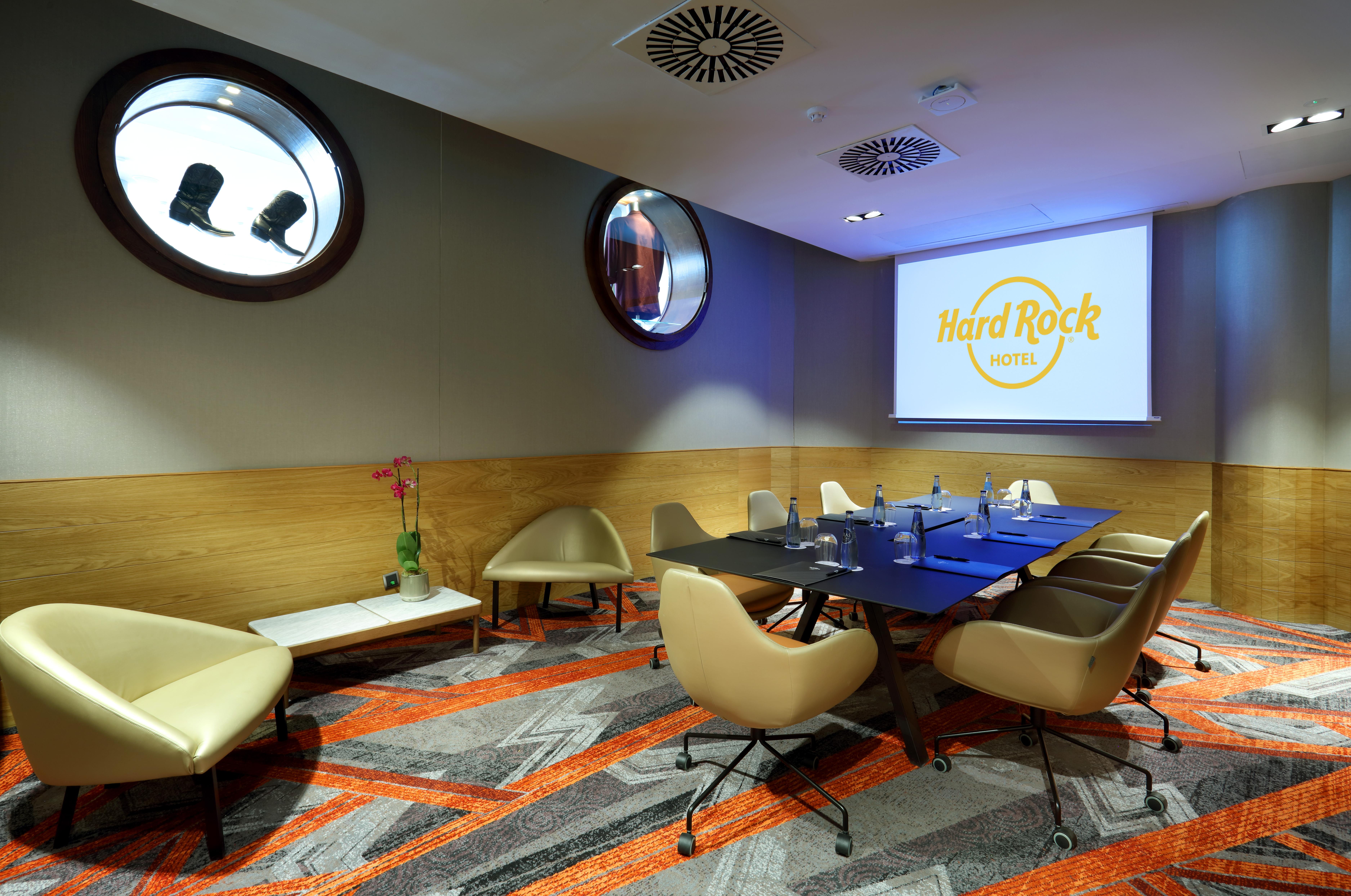 Hotel Hard Rock Tenerife 5*
