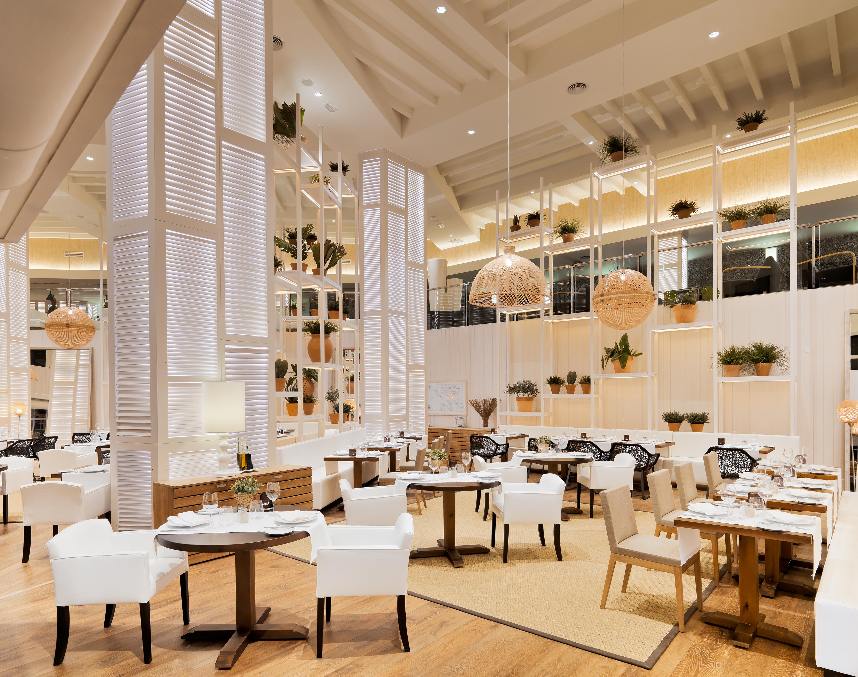Hotel H10 Conquistador 4*