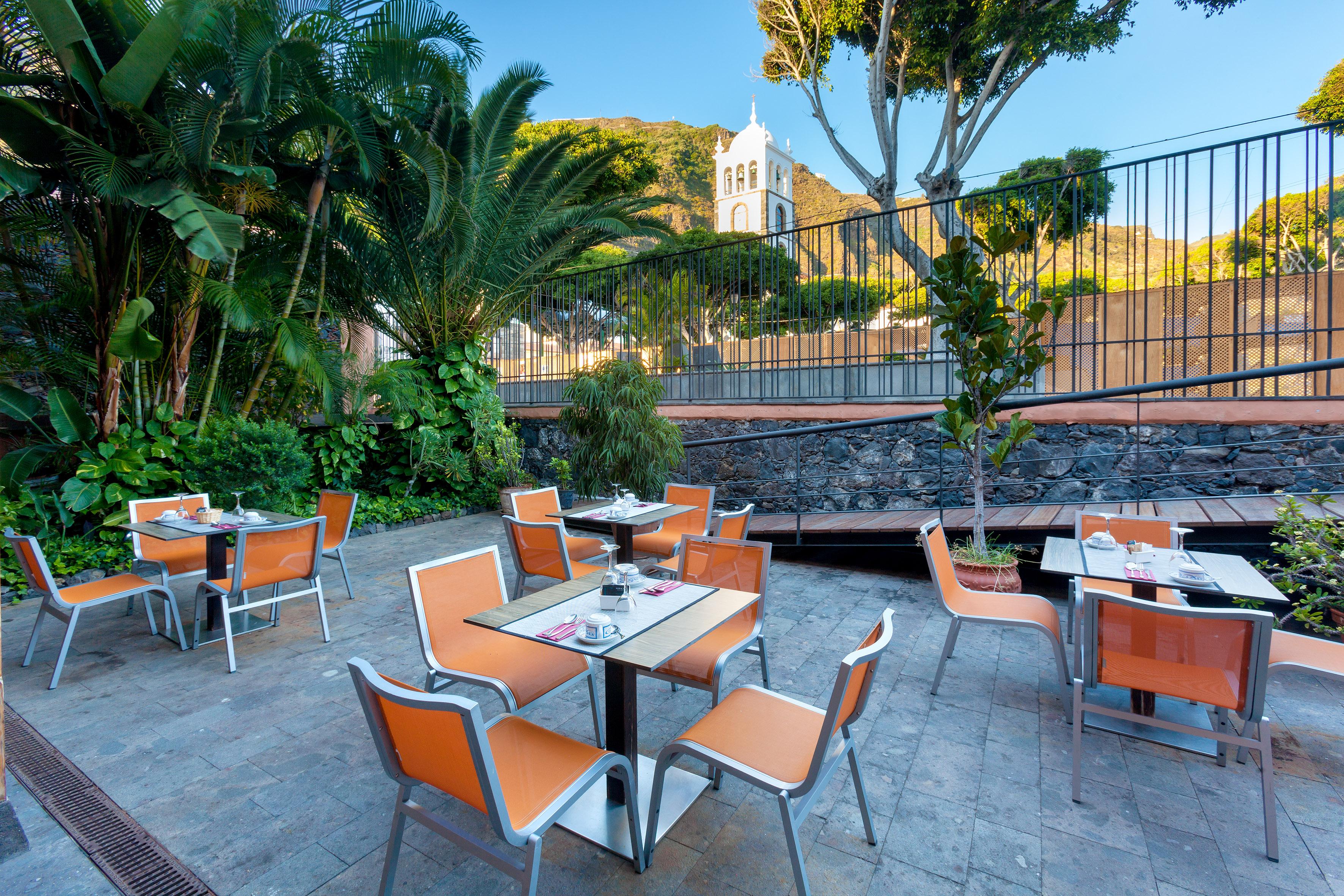 Livvo La Quinta Roja Hotel 4*
