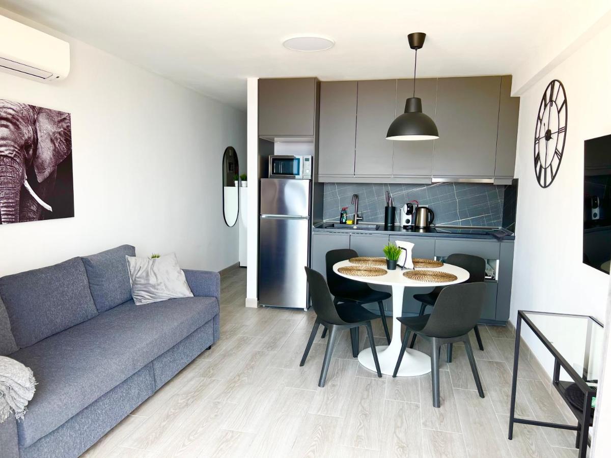 Copacabana Ocean View Apartment