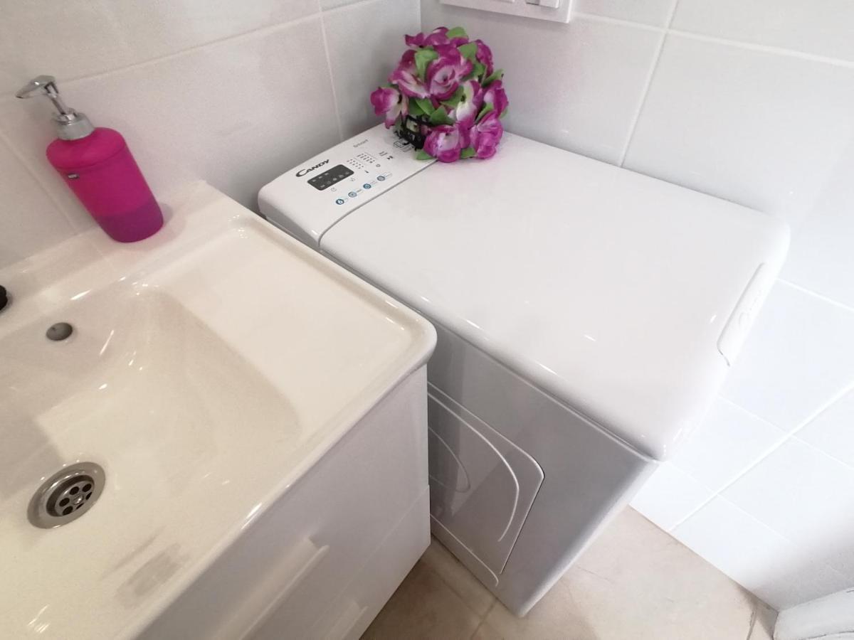 Small Studio, 50 M Front Of The Ocean & Free Wifi Apartamento
