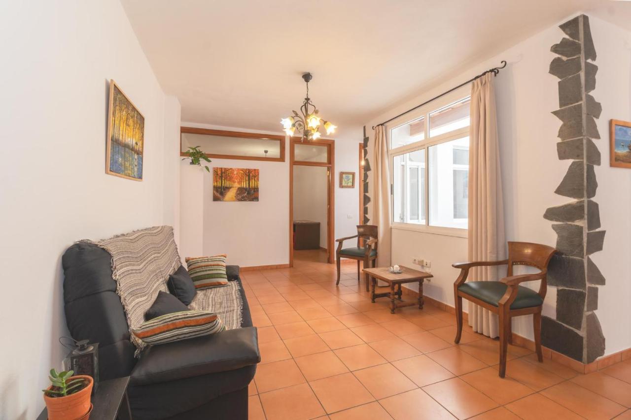 Canarian Style Apartment *