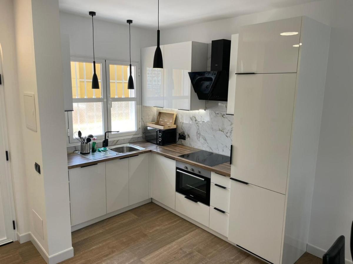 Aleksandra Orlando Apartment