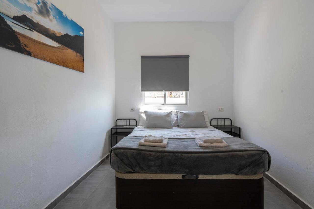 Hébergement de vacances Spacious House With Huge Terrace Facing The Sea *