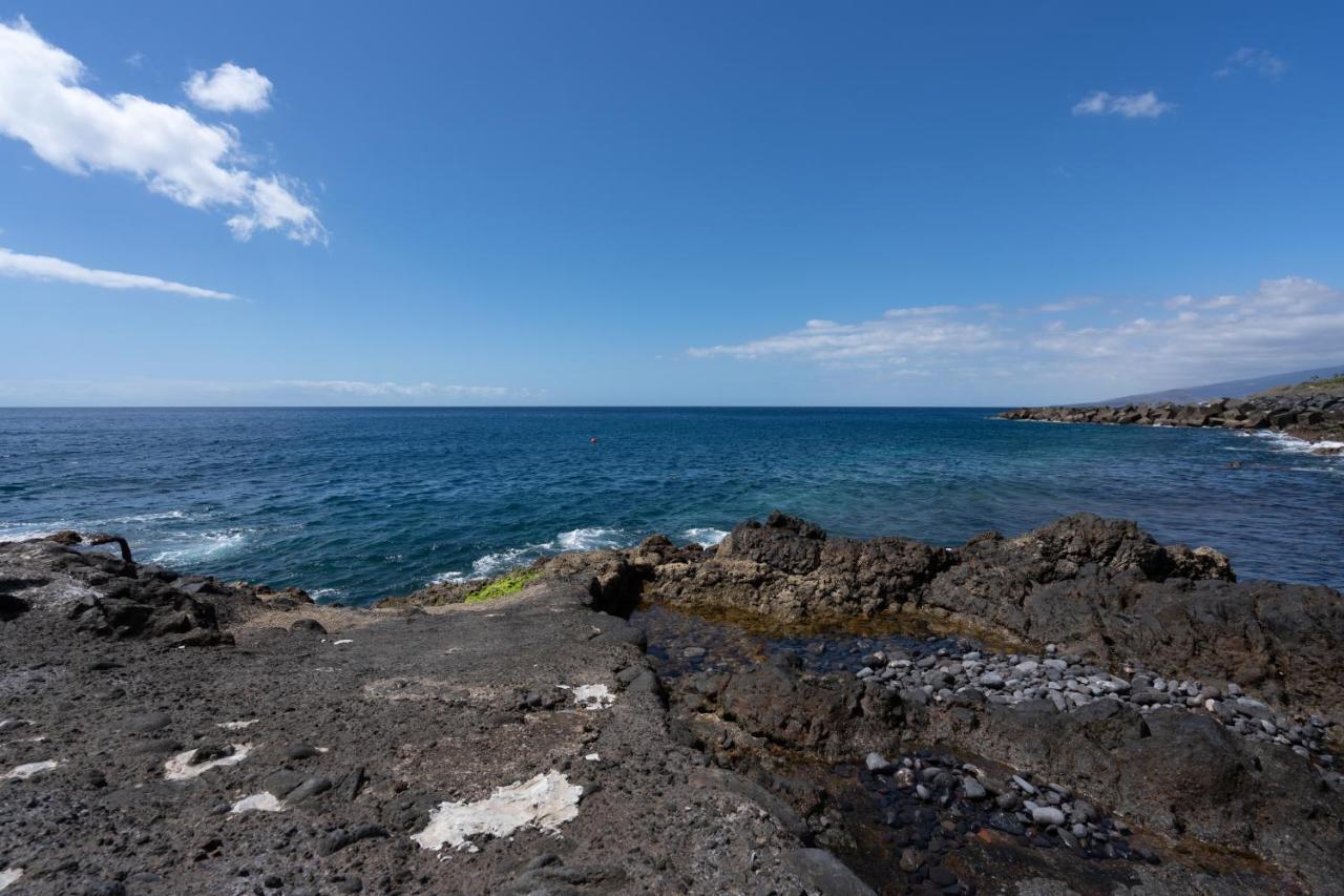 Frontline: 2 Bedrooms, Incredible Views With Large Terrace