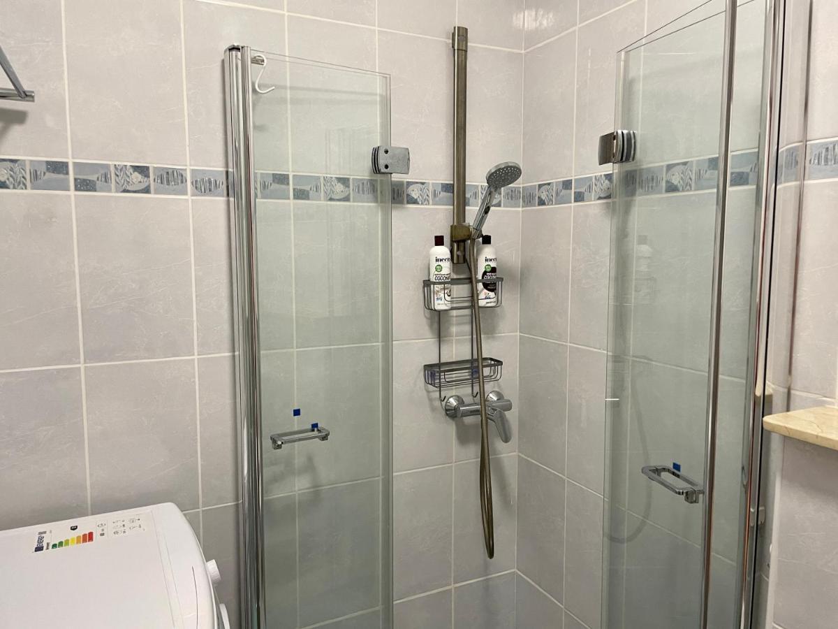 Apartment Sunny 2-bedroom In Parque Santiago Ii