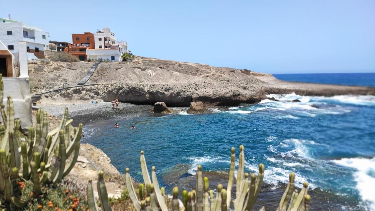 Apartment Sea House Tajao *