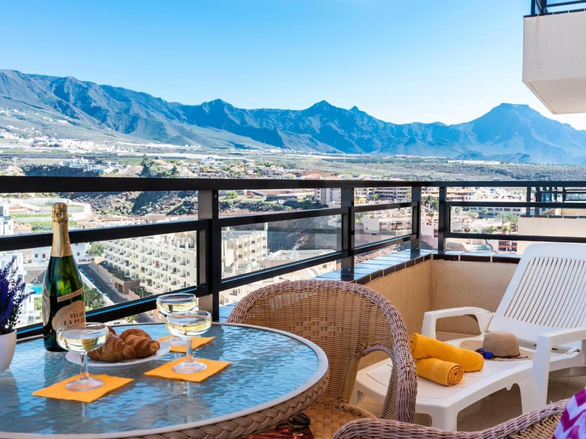 1409 Luxury Paraiso Sea View Appartement