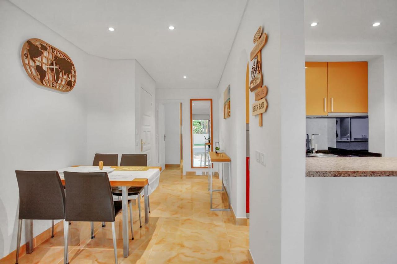 In Albatros Complex Apartamento