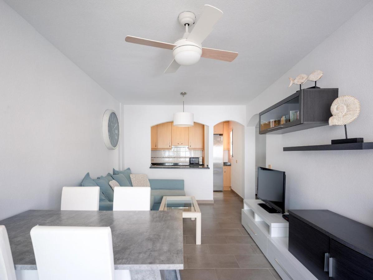 Homeforguest Con Piscina A 50m Del Mar En La Caleta *
