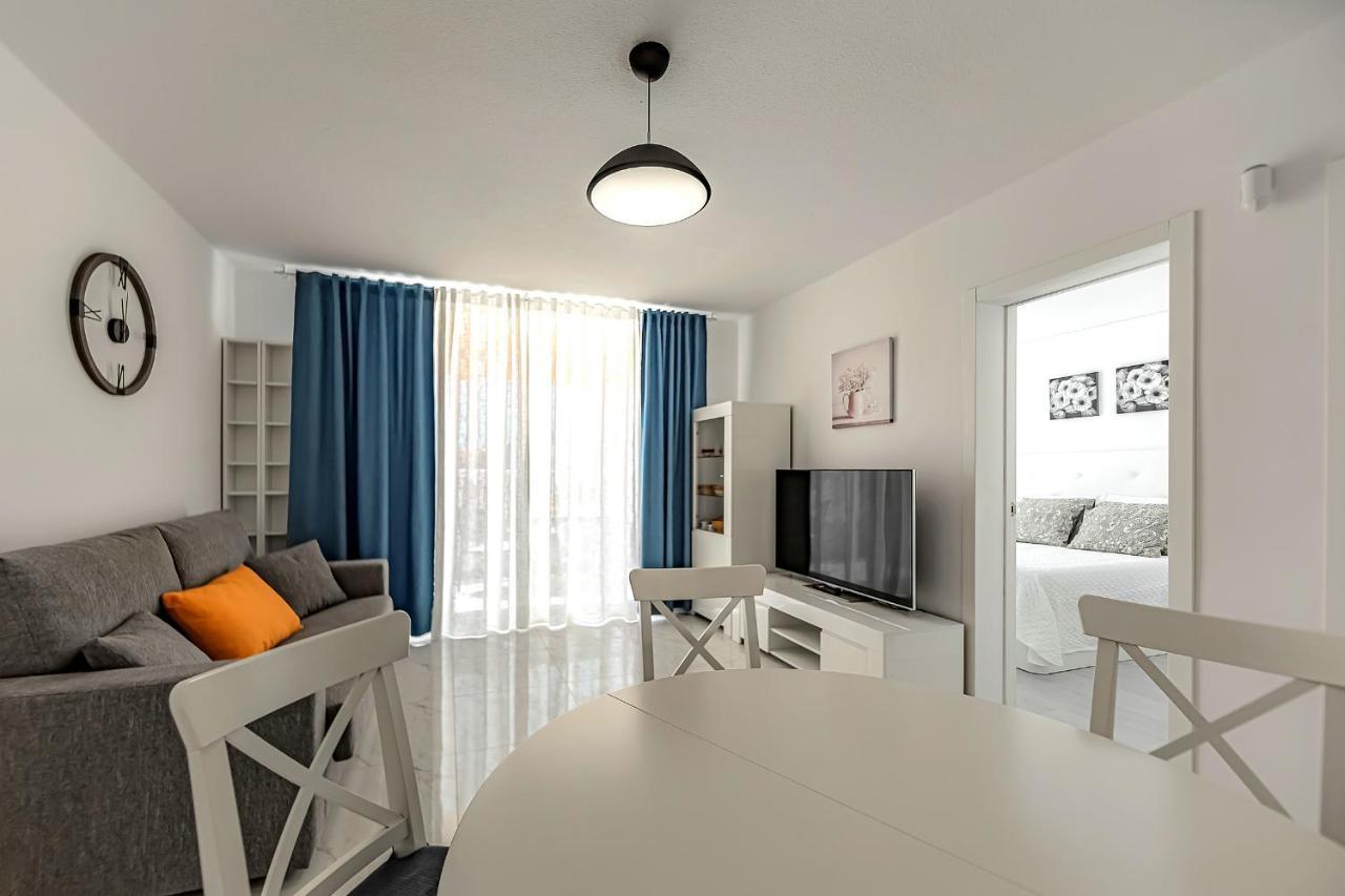 Club Helen , 256, Golf Del Sur Tenerife , Espana Apartment