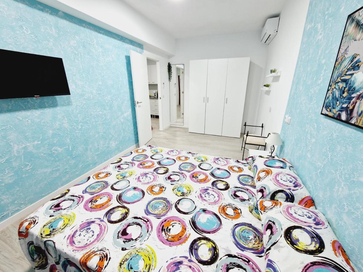 301, 2 Bedrooms, Near Playa De Americas & Free Wifi Hébergement de vacances
