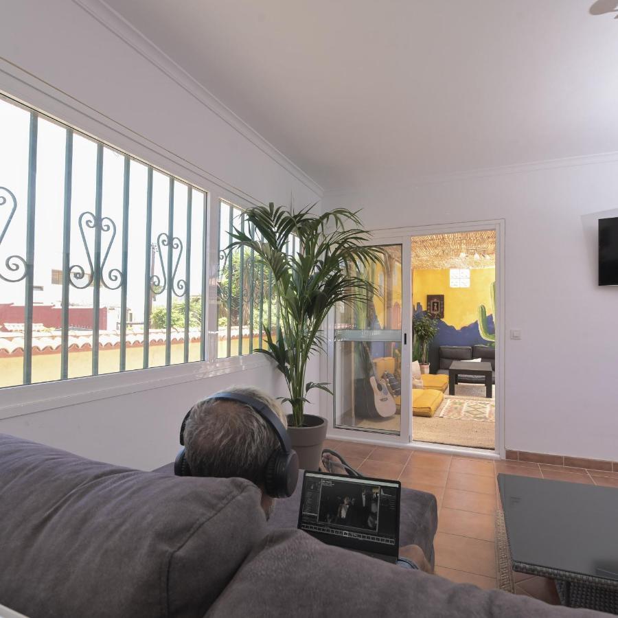 Hostal Los Amigos Nomad *