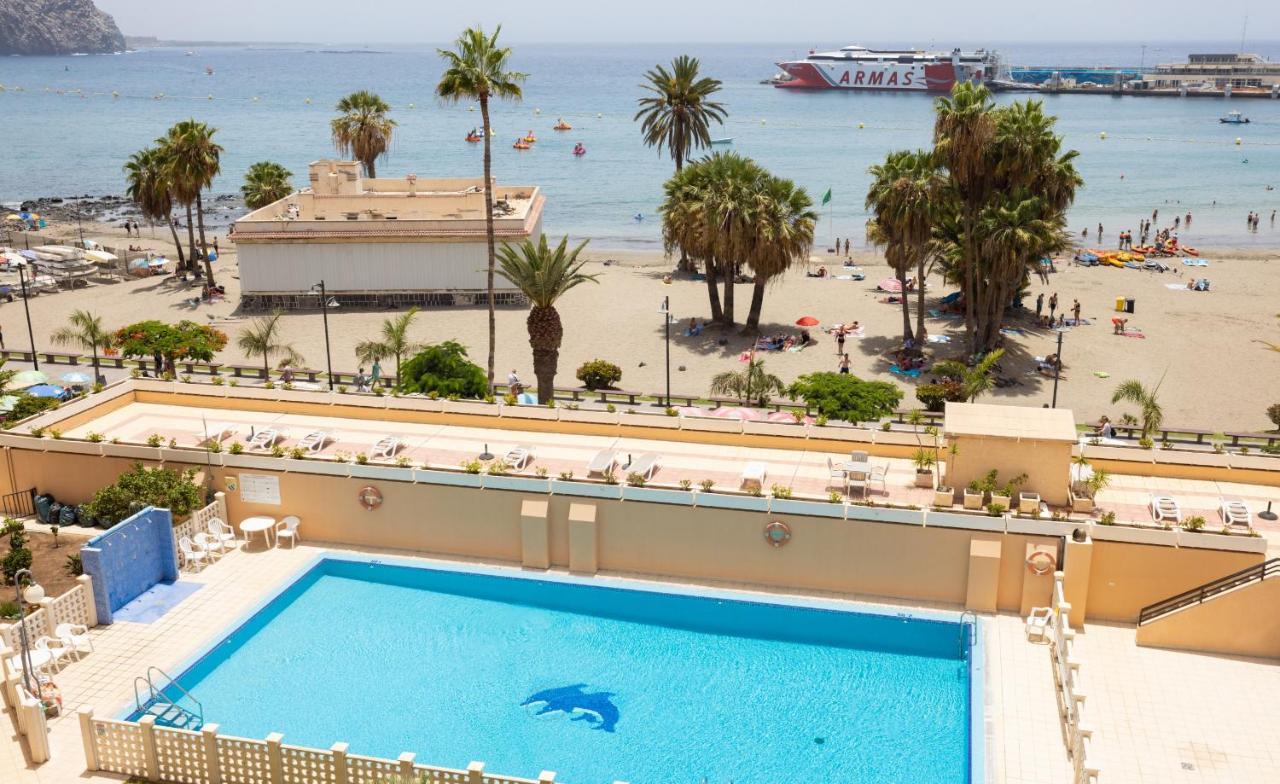 Apartment Frontline Penthouse With Heated Pool And Parking