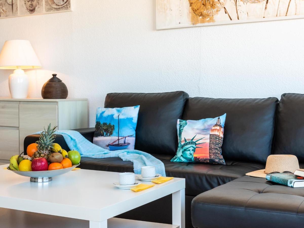 1409 Luxury Paraiso Sea View Appartement