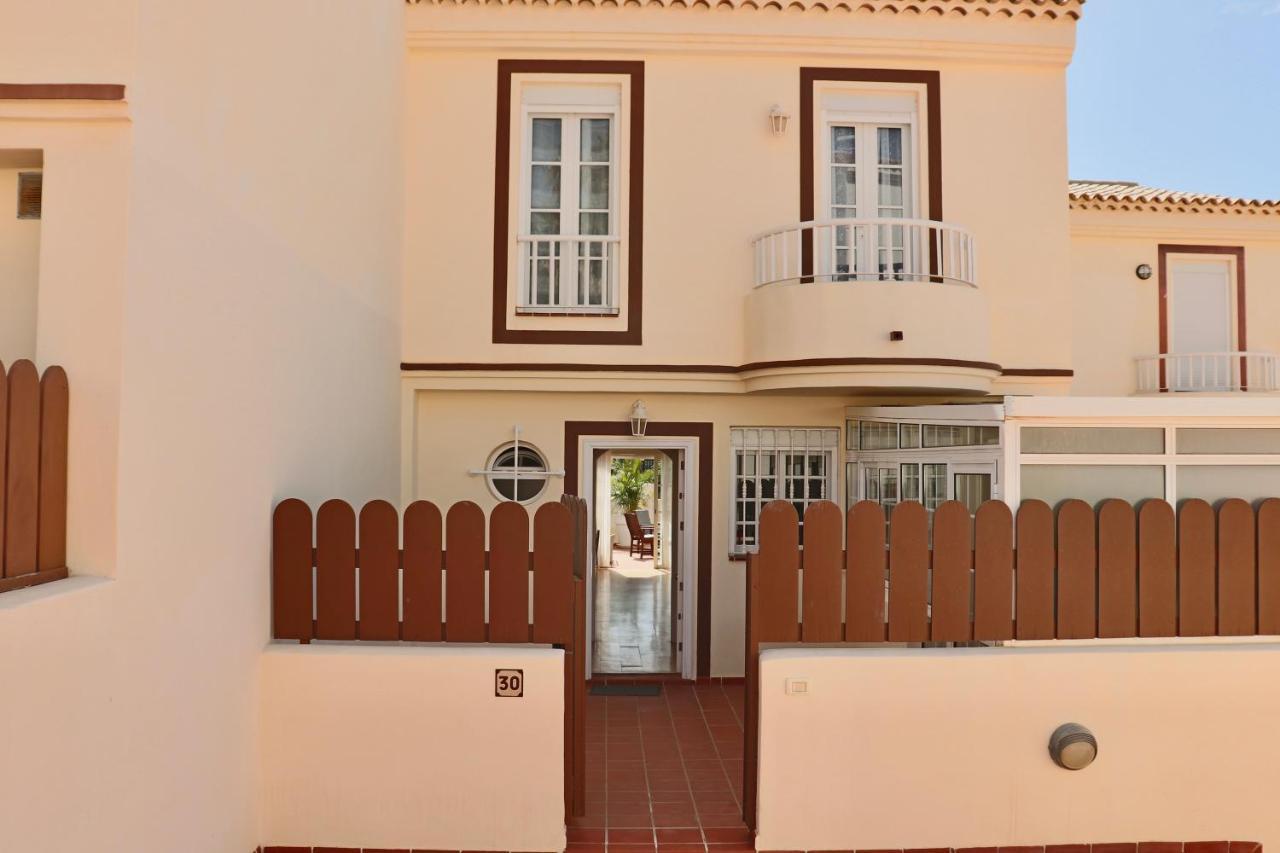 Villa Wendy Family Ocean View House