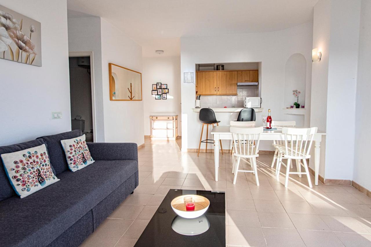 Apartment Paradise *
