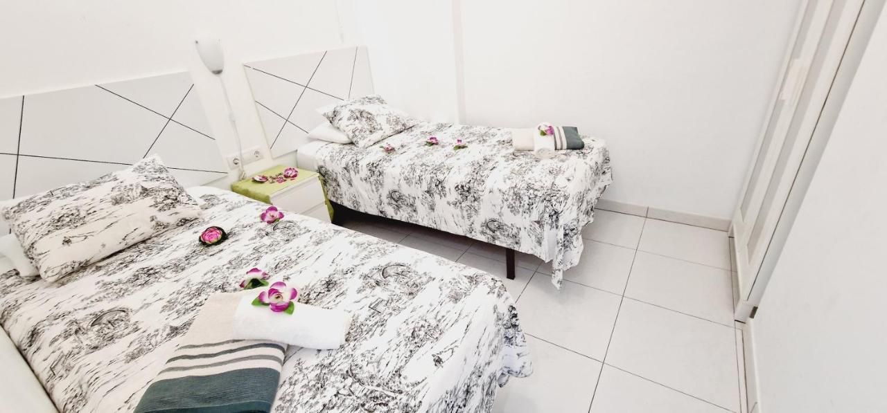Vistas Apartment, Ocean View, 2 Bedrooms & Free Wifi Hébergement de vacances *