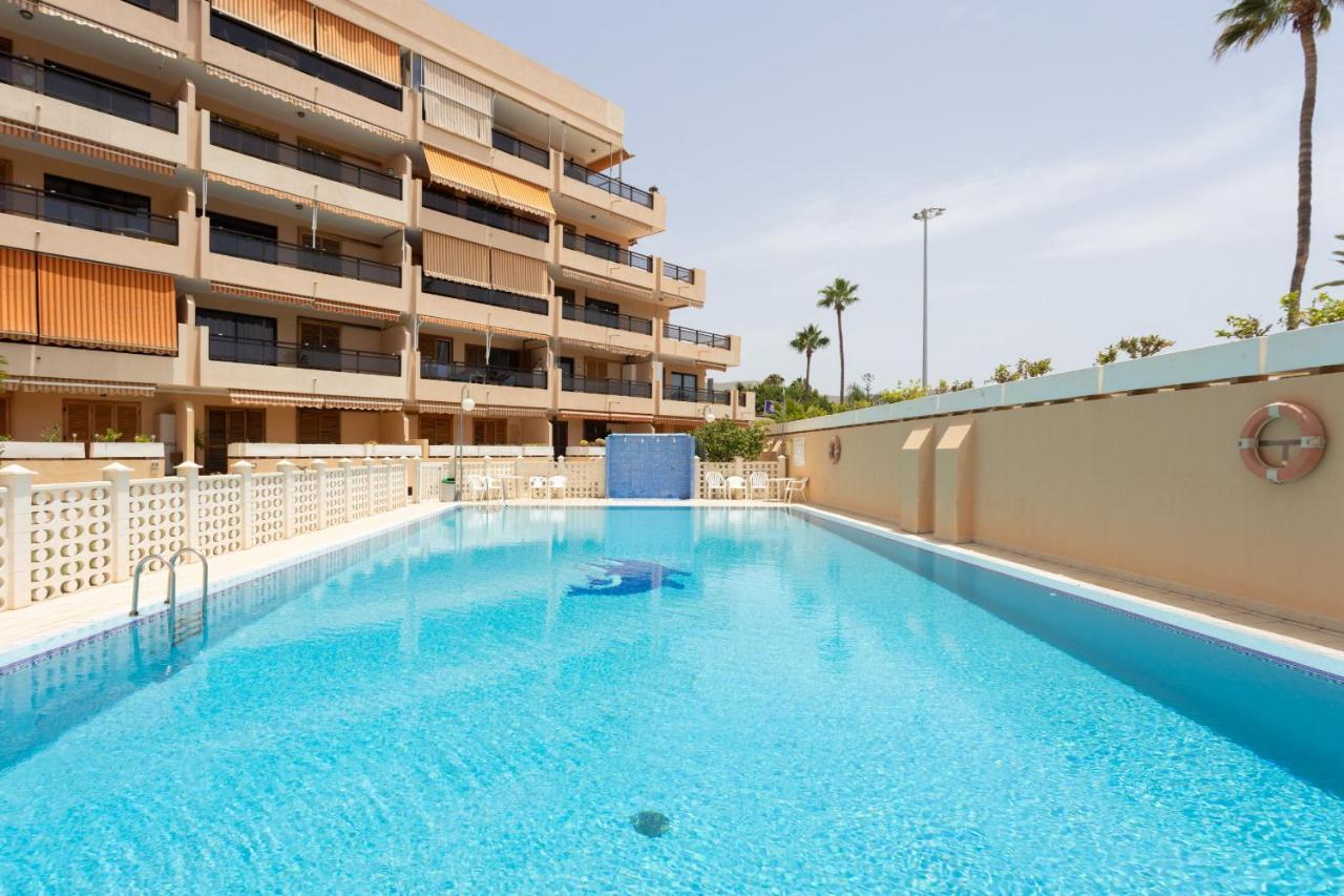 Frontline Penthouse With Heated Pool And Parking Apartment Los Cristianos (Tenerife)