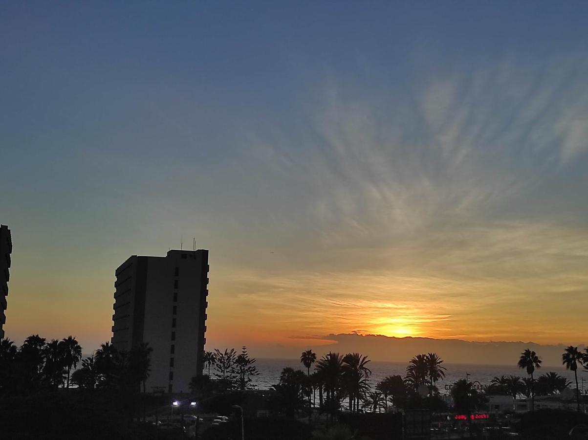 Big 3 Apartment, 83m2, With 3 Balconies And Ocean View Playa de las Americas (Tenerife)