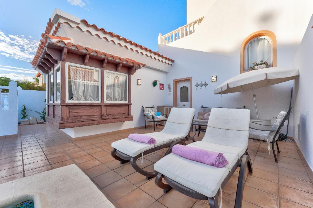Marvelous - La Caleta Villa *