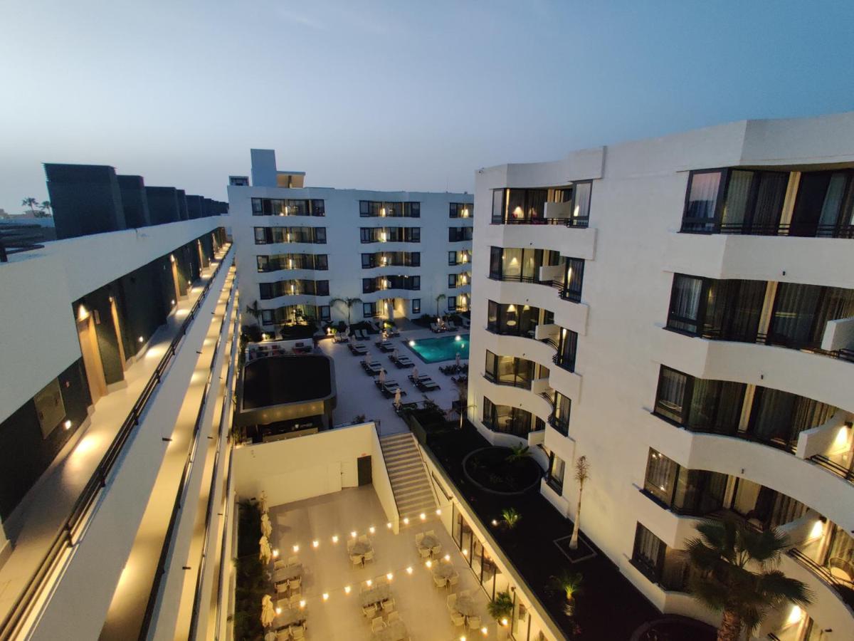 Aparthotel Luxury With Pool View