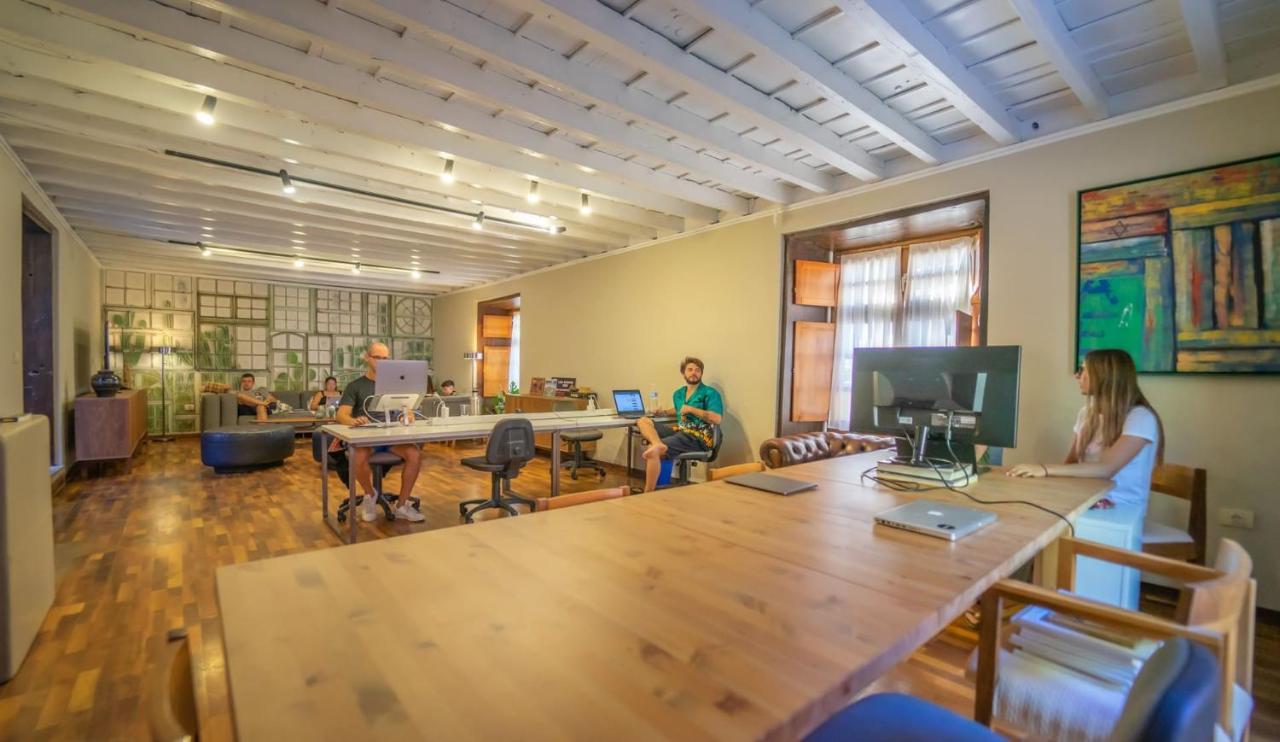 Couette-café Cactus Coliving & Coworking *