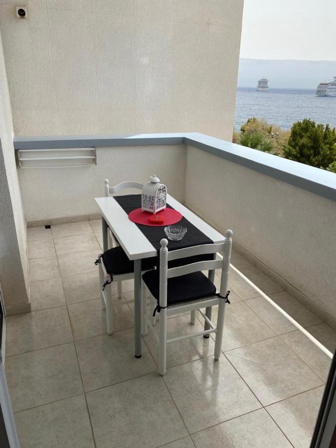 Playa Chica / Playa Gaviotas Apartment *