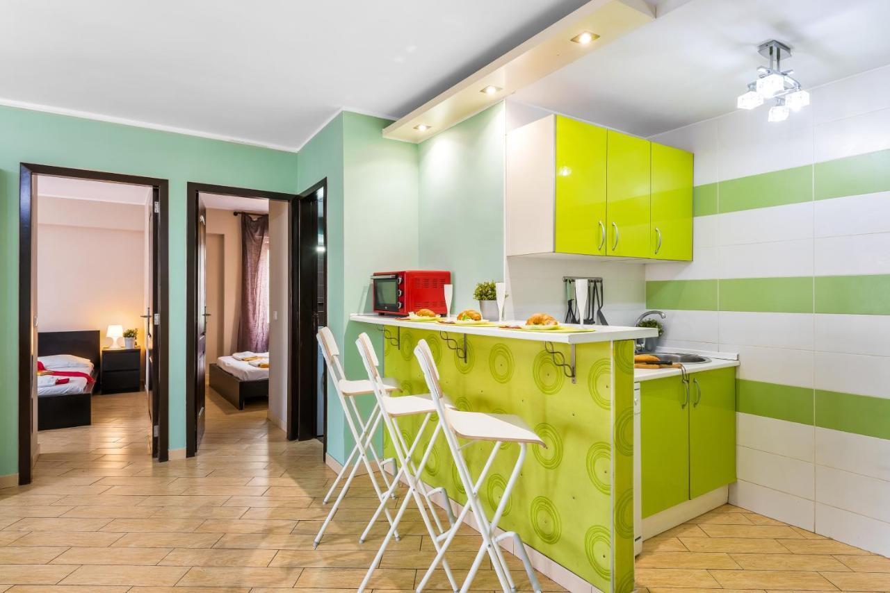 556 Shopping Centre Pueblo Canario Appartement