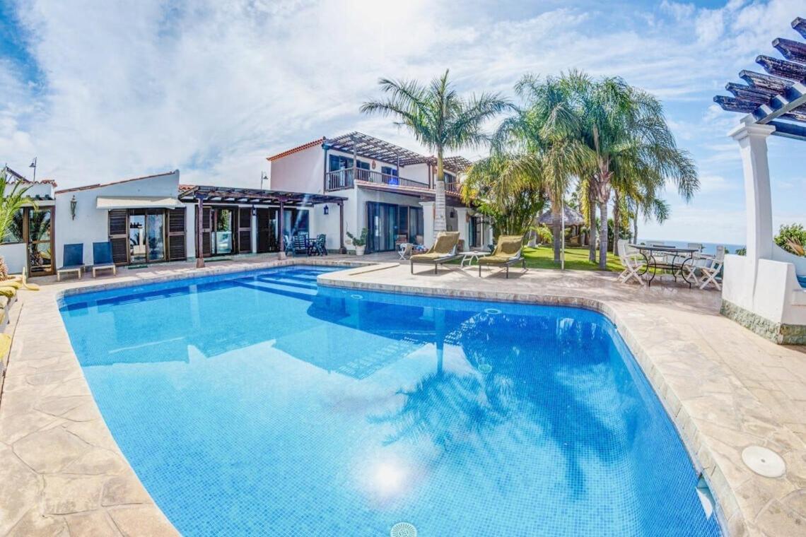 1327 La Quinta Heights San Miguel de Abona