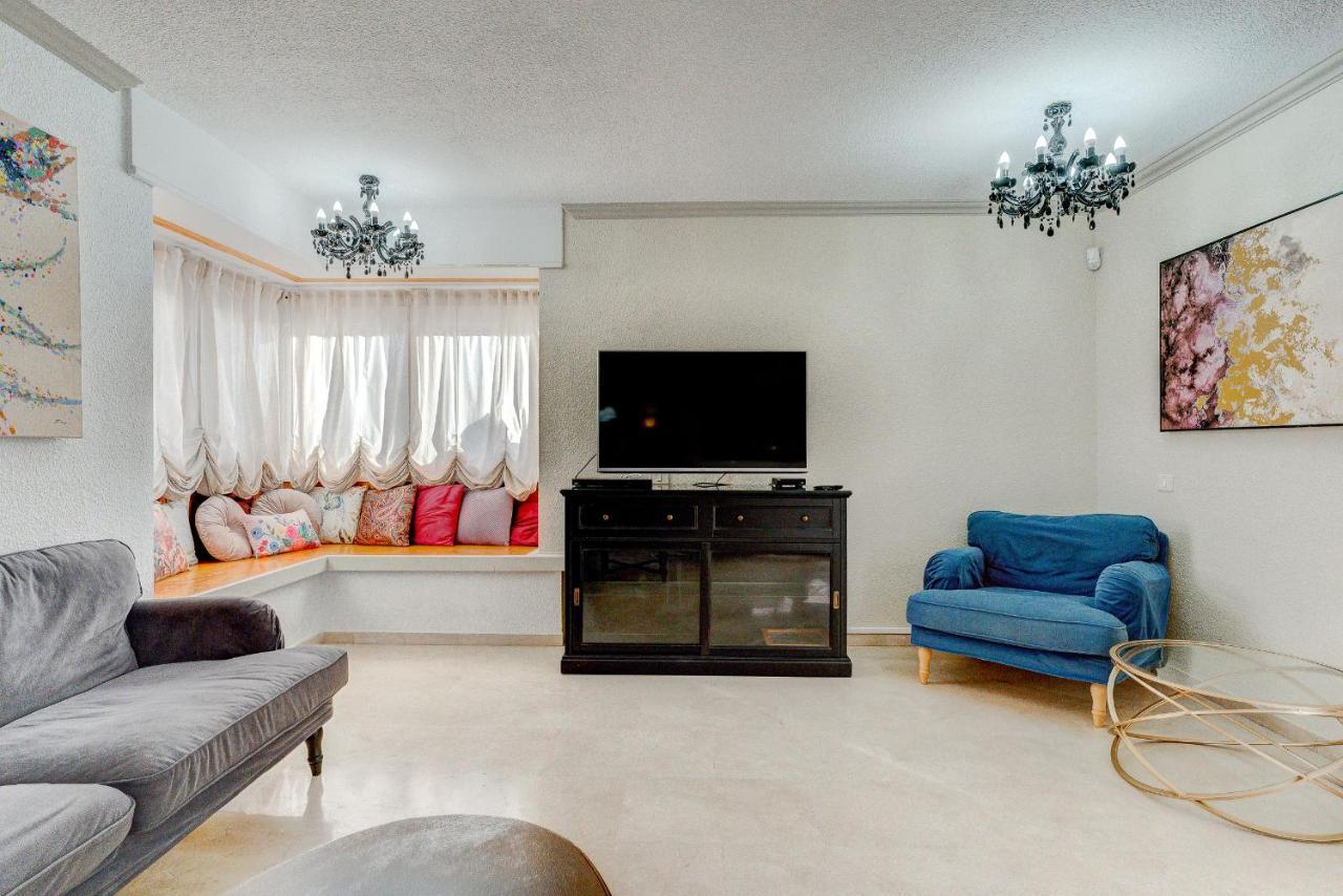 Marvelous - La Caleta Villa
