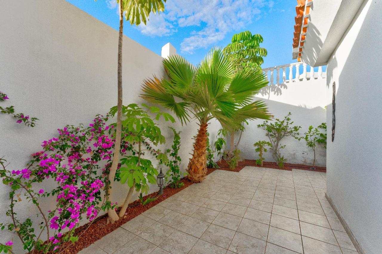 Villa Marvelous - La Caleta *