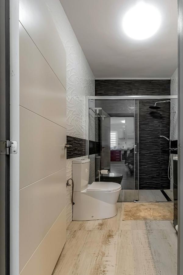 Beautiful 2 Bedroom Vista Del Mar Apartment