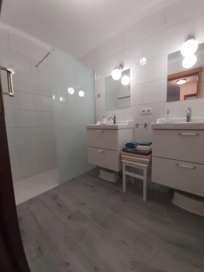 Apartamento Piso, Recién Reformado, Con Garaje, Playa Radazul