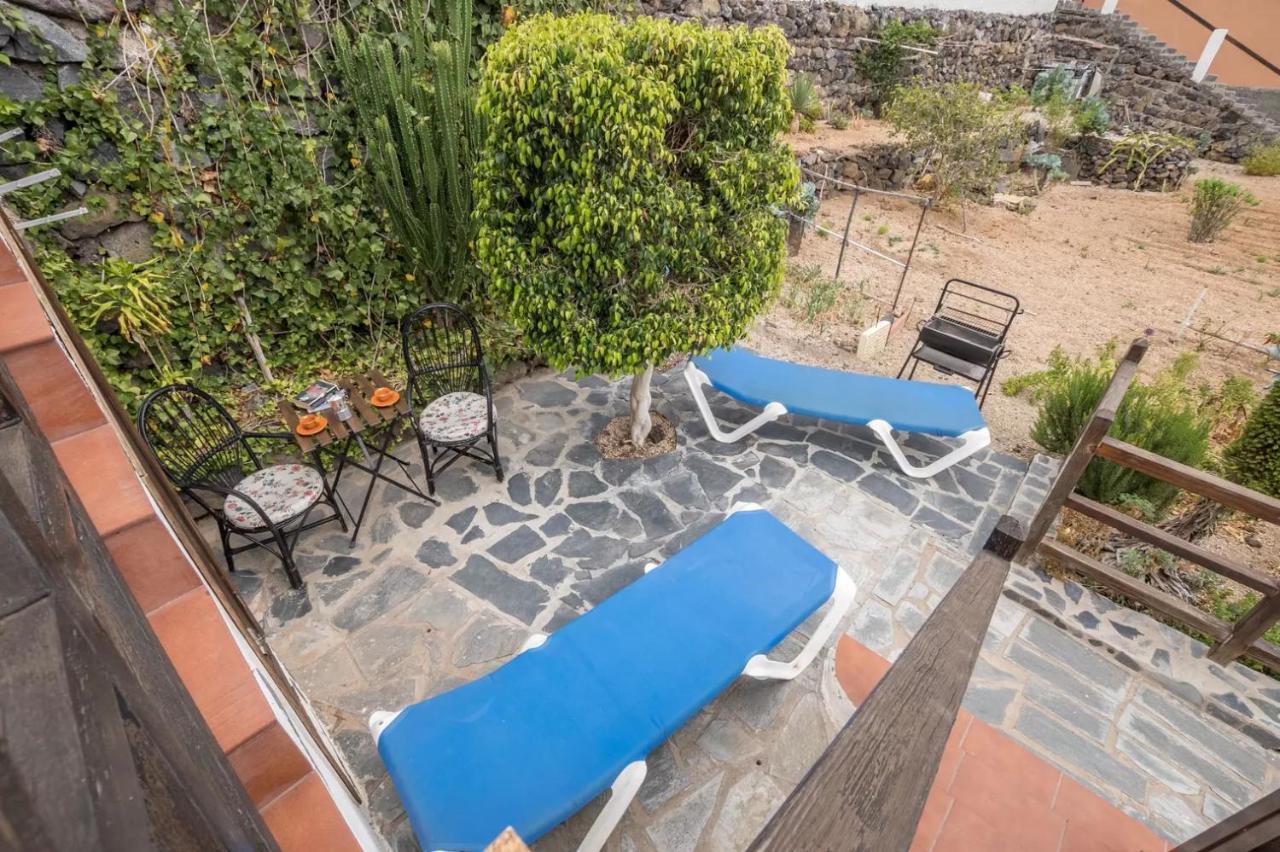 Casa Mercedes, *