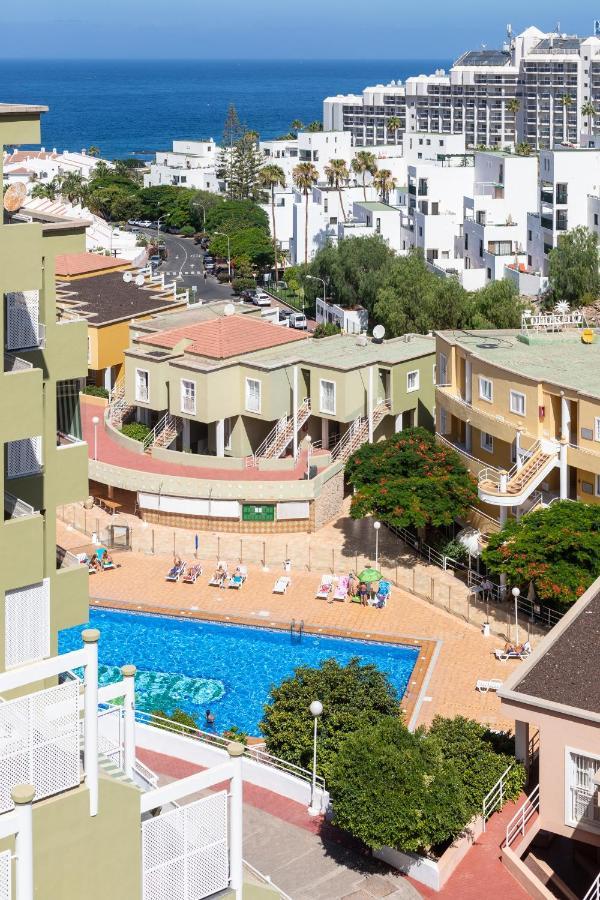 Apartment Home2book Cozy Terrace&pool