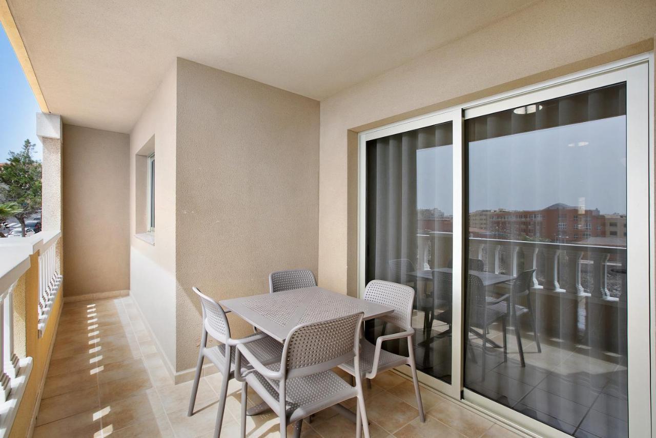 Apartment La Perla D22 En El Medano (Tenerife)