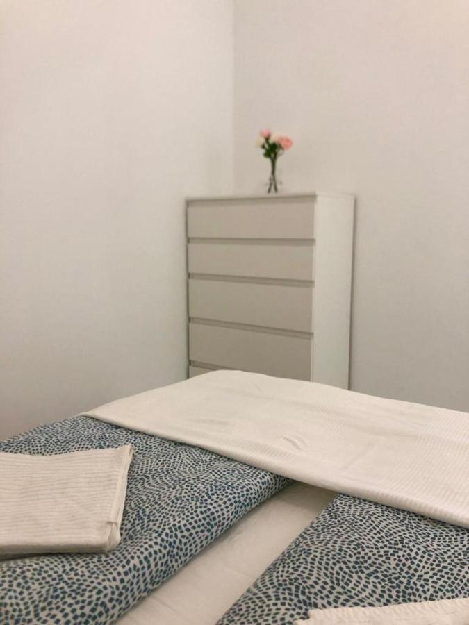 Hills - 2 Bedroom With Ocean Views And Air-condition A *